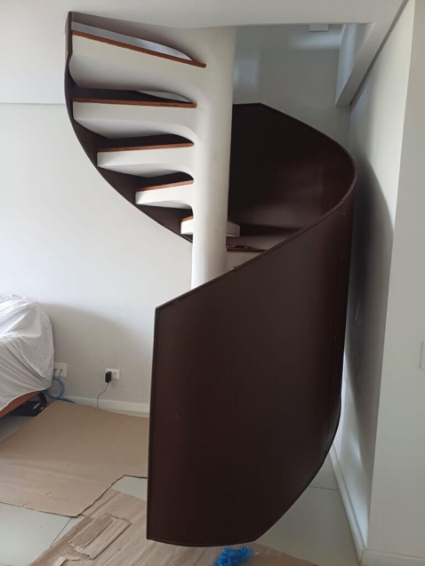 Escada em Caracol